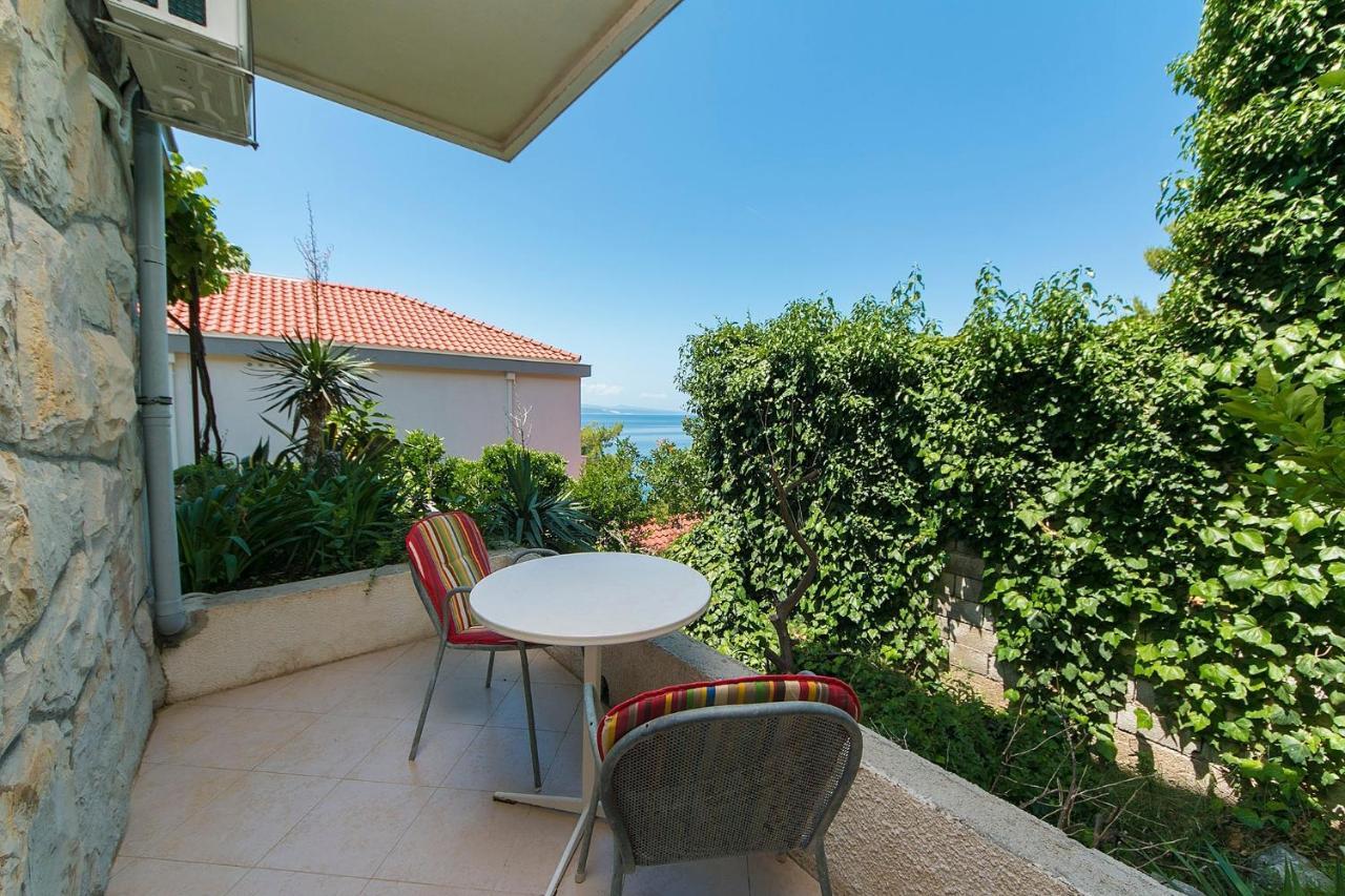 Apartments By The Sea Brela, Makarska - 20778 Exteriör bild